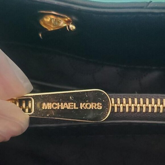 Michael Kors Susannah Large Quilted Black Tote Bag - Picture 5 of 16